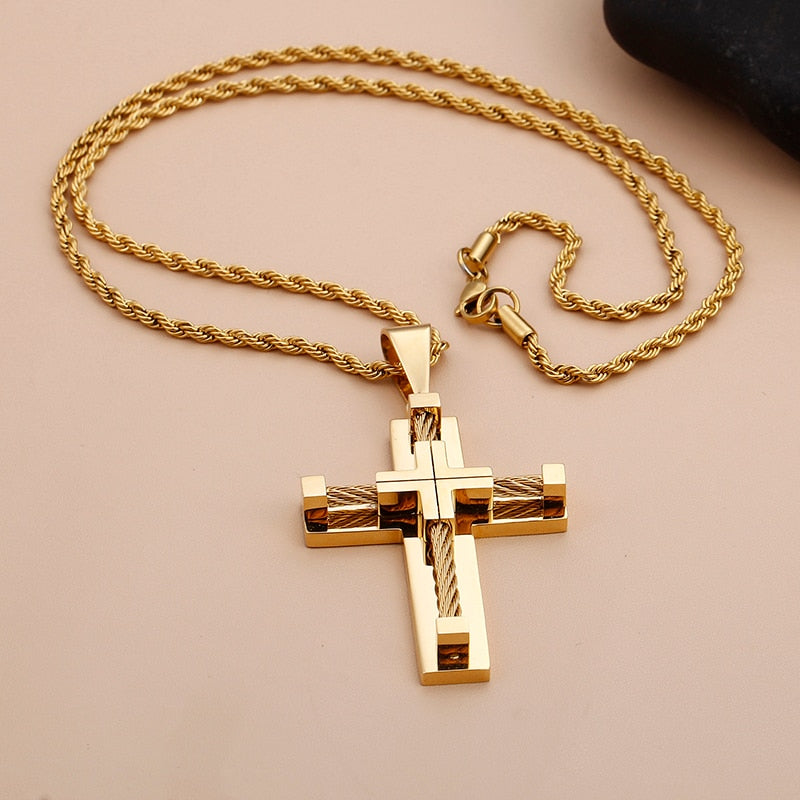 Corrente Crucifixo Grande Premium Banhada a Ouro